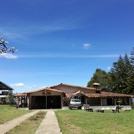 Al Bosque Hostel & Glamping Санта-Елена Екстер'єр фото
